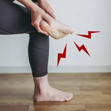 Heel spurs can cause extreme pain in the rear foot, especially while standing or walking. How I Treated My Plantar Fasciitis In Time To Run My Best Marathon Yet Self