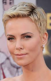 I mentioned the bob hairstyle before but i want to reiterate just how great various short hairstyles can look on women with round faces. 23 Flattering Hairstyles For Oval Faces Oval Face Hairstyles Very Short Hair Short Hair Styles