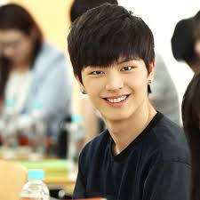 dyana Wijaya (@Nana_obLo)