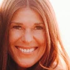 Rochelle Jansen's Instagram, Twitter & Facebook