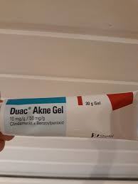 Es ist ein sehr starkes mittel und reizt eine empfindliche haut sehr. Muss Man Das Duac Akne Gel Abwaschen Oder Drauf Lassen Pubertat Antibiotika Hautarzt