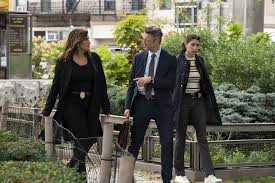 Special victims unit premiered september 23, 2003, and ended may 18, 2004, on nbc. Law Order Special Victims Unit Ballad Of Dwight And Irena Tv Episode 2020 Imdb