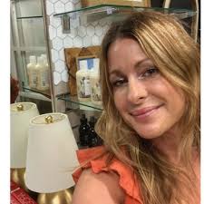 Corrie Reitz (@CorrieReitz)