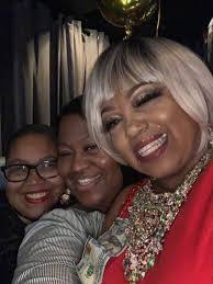 Sarah Ruffner's Instagram, Twitter & Facebook