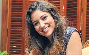 Perdón, te voy a aclarar que mi familia y yo venimos de ser muy pobres y ninguno visitó una comisaría más que para un certificado de domicilio. Los Detalles De La Salida De La Periodista Julia Mengolini De Intratables Infoveloz Com