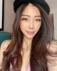 Srsly considering staying in London forever but I wouldn't be able to have  @drlash.sg with me then. 😭