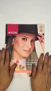 Trouxe um vídeo da Revista Avon, pra mostra detalhes da Collab Ana Castela  e @avonbrasil 🧡, Já quero tudo!!!, Tem revista completa no canal 🎥, —>  Link na Bio