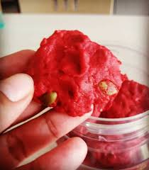 A blissful marriage of two classic desserts! Resepi Red Velvet Cookies Azlina Ina