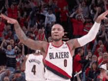 Search, discover and share your favorite damian lillard gifs. Damian Lillard Gifs Tenor