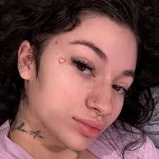 Mary Snively's Instagram, Facebook & TikTok