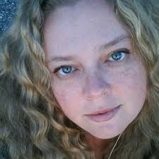 Amy Caldwell (@sugarbee_amy)