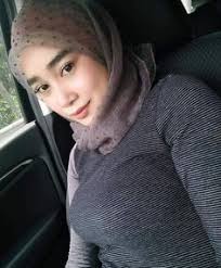 Ternyata seorang yakult lady mampu menjual ratusan produk setiap harinya, selain itu pantang menyerah seperti yakult lady yang tanpa mengenal rasa malu, menjajakan barang dagangannya itu. Zulfikri Abdul Latib Zulzoro88 On Pinterest