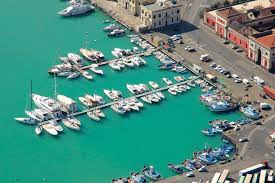 Puntarenas costa rica hotel is the only resort featuring a national mangrove refuge on one side and the pacific ocean on the other. Diporto Nautico Etneo Marina In Catania Sicily Italy Marina Reviews Phone Number Marinas Com