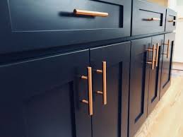 Black And Copper Kitchen Design Pin By Danielle Hoskins On Kitchen Redo In 2020 Black And Copper Kitchen Dark Blue Kitchen Cabinets Blue And Copper
