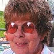 Lynn Bortmas's Instagram, Twitter & Facebook