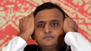 Shivpal, Akhilesh meet, compromise formula likely