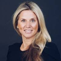 Courtney Vice's Instagram, Twitter & Facebook