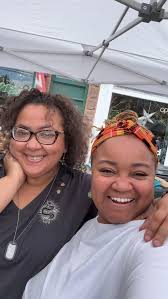 @casacherrywoodcarvings we’re out here having a great time!!!!  #nyackstreetfair #smallbusinessowner #supportsmallbusiness  #womanownedbusiness