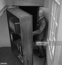 Otto Frank Father Of Anne Frank Photos Et Images De Maison D Anne Frank Anne Frank Guerres Mondiales