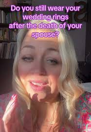 Navigating Life as a Widow: Wedding Ring Decisions