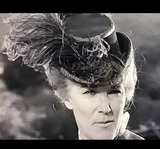 So im watching ncis and look who it is lol