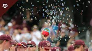 Bubbles Ball 5 Mean A M Baseball Is Back Aggie Baseball Aggies Were Back