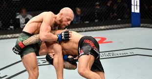 18 in total thrown at me, with the final one buckling my leg fully, that was that. Ufc 257 Medical Suspensions Conor Mcgregor Out For 180 Days Pending Leg X Ray Bloody Elbow