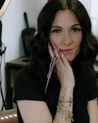 ✨one year in the best salon✨ i have officially been behind the chair at  @kcandcohair for a year! it has been such an amazing year working with the  best girls and having