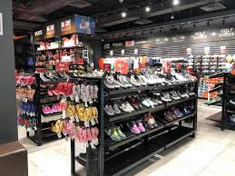 Stadium klcc, pavilion, mid valley & jbcc studio r sunway pyramid, 1 utama & gurney plaza rsh outlet design village penang terms and conditions apply. Royal Sporting House Malaysia Design Village Penang Facebook