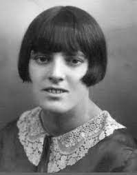 The Coconut Bob 1920s Flapper Hair 1920s Flapper Hairstyles 1920s Flapper