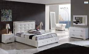 Leather beds for a luxurious look in the master suite. Contemporary Spain Made Luxurious Bedroom Set In White Leather This White Bedroom Set Will Help You Bring Sophisticated Sense Of Style I Mebel Spalnya Dizajn