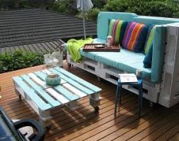 color your gardens with your furnitures color furnitures gardens palet ev mobilya fikirleri pallet patio
