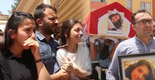 9 haziran 2017'de karnenin ardından batman'ın kozluk i̇lçesi'nde pkk'lı hainlerin saldırısında, şehit edilen öğretmen şenay aybüke yalçın! Turkiye Sehit Ogretmen Senay Aybuke Yalcin A Agliyor Son Dakika Haberler