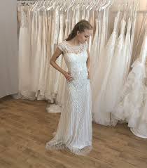Und wenn du dir noch nicht sicher bist, ob er wirklich der richtige ist, dann kann dir neben dem. Brautkleid Im 20er Jahre Stil Mit Stickereien Hochzeitskleid 20er Hochzeitskleid Brautmode