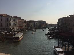 Estacionamiento gratuito en las instalaciones. A Review For Design Thinking Of Public Transport For Metropolitan City Of Venice Italy