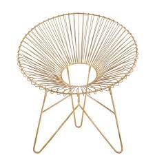 Dieser stuhl zieht dank seiner stylischen optik garantiert blicke auf sich. Trendiger Goldener Sessel Aus Metall Moderner Gerundeter Stuhl Gold