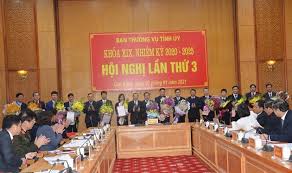 Thứ trưởng bộ quốc phòng, uỷ viên thường vụ quân uỷ trung ương, tư lệnh quân giải phóng miền nam, phó tư lệnh chiến dịch hồ chí minh. Nguyen Pho Chanh Thanh Tra Tá»‰nh Ä'Æ°á»£c Bá»• Nhiá»‡m Lam Chanh VÄƒn Phong Ubnd Tá»‰nh