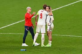 Starting off, jack peter grealish was born on the 10th day of september 1995 to his mother karen grealish and father kevin grealish in the city of birmingham, united kingdom. Jack Grealish Jackgrealish Twitter