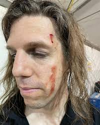 Just scored this beautiful 1916 second edition of DER GOLEM by Gustav  Meyrink. This novel was the inspiration behind actor/director Paul  Wegener's 3 screen adaptations featuring the man of clay (of whom