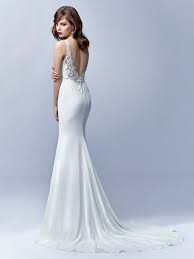 Our blue collection expertly complements the flagship label enzoani. Brautkleid Bt17 04 Verina Brautmoden