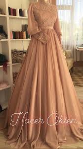 Noelia Adli Kullanicinin Busra Panosundaki Pin Ziyafet Elbiseler Elbise Dugun Boncuk Elbise