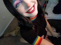 My good boy getting a treat for helping me clown around this weekend ❤️🤡❤️  : r/gentlefemdom