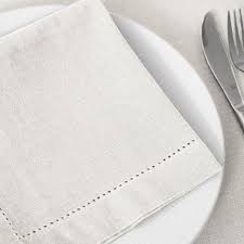 35 000+ vecteurs, photos et fichiers psd. Lot De 12 Serviettes De Table Coloris Blanc Dim L 40 X L 40 Cm Cdiscount Maison