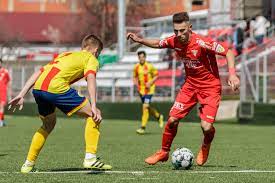 El joven delantero de 18 años abandona el uta arad para jugar en la liga rumana. Uta Arad Startseite Facebook