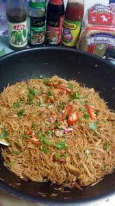 Sesuai buat sarapan pasal cepat je masaknya. Kitchen Mak Tok Sajian Dapur Bonda Bihun Goreng Kicap Pedas