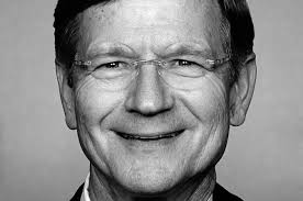 Meet Lamar Smith: SOPA author, climate change skeptic, and Congress' next  science boss