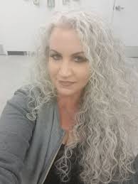 Long Grey And Naturally Curly Long Gray Hair Silver Haired Beauties Curly Hair Styles Naturally