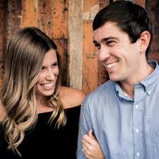 Elizabeth Callaway's Instagram, Twitter & Facebook