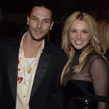 In hollywood los angeles premiere on july 22, 2019 in hollywood this is the second rare statement asghari has made since the new york times presents: Who Has Britney Spears Dated Popsugar Celebrity