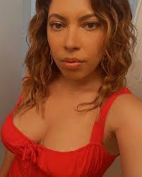 Kendra Mcelroy's Instagram, Twitter & Facebook